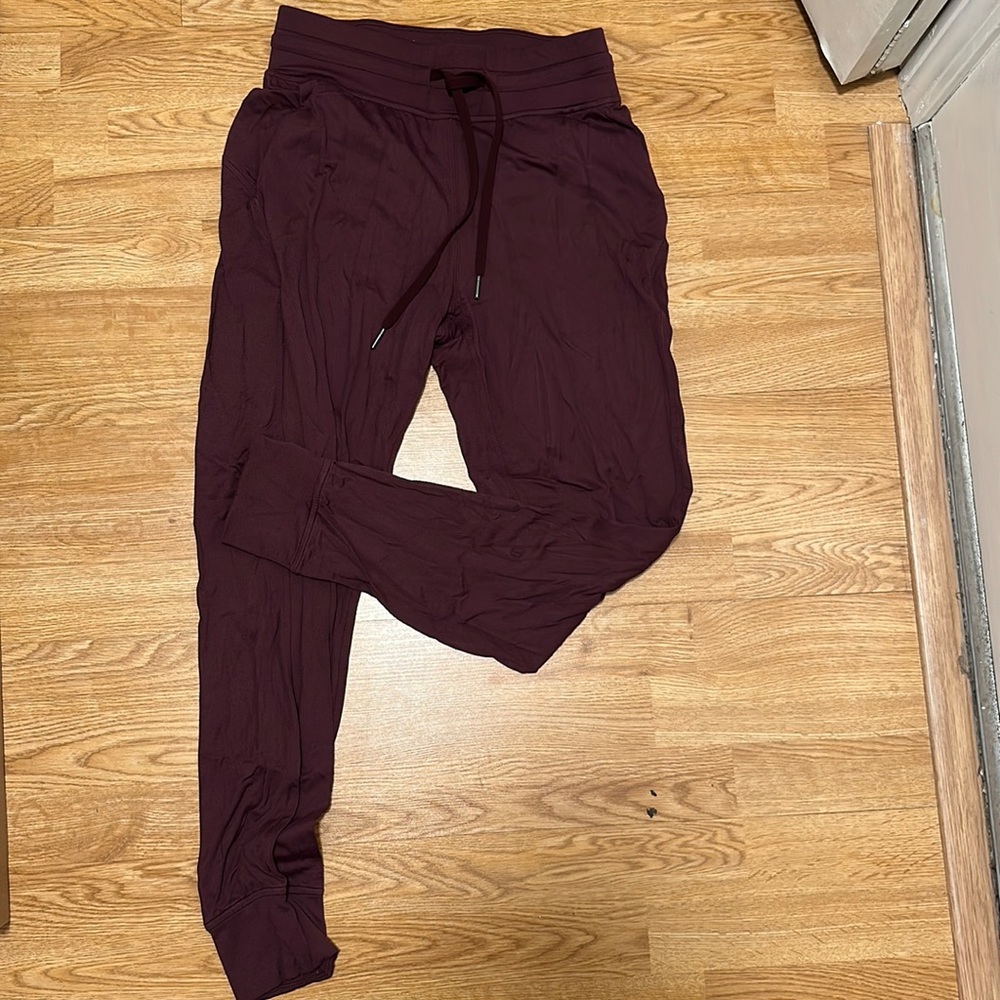 Lululemon Ready to Rulu Jogger